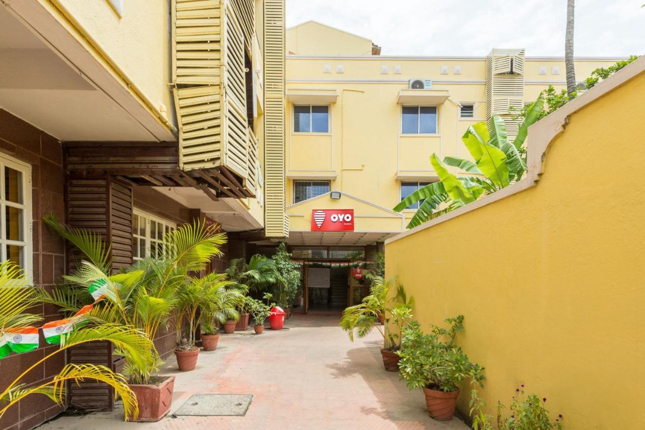 Hotel Stayeasy Majestic 2*