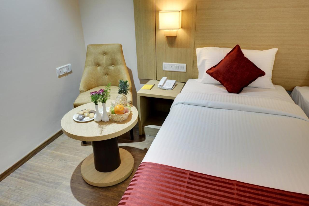 La Sara Pride Hotel Bangalore