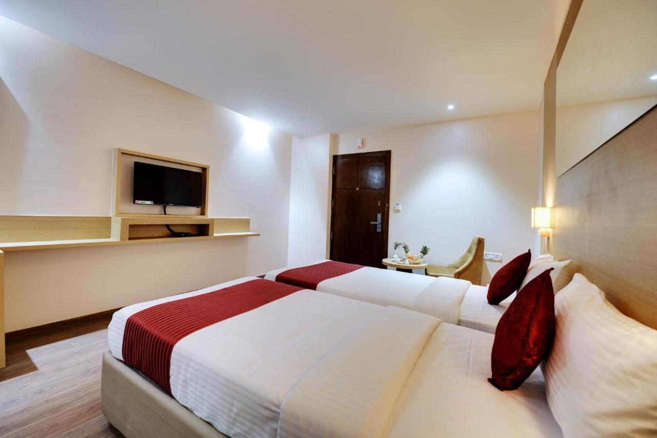 Hotel La Sara Pride 3*
