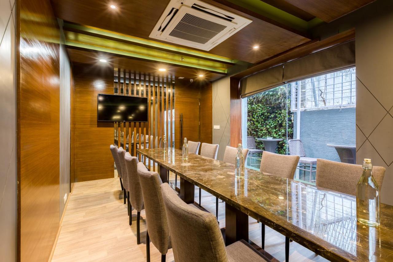Oyo 316 Brigade Royale Hotel