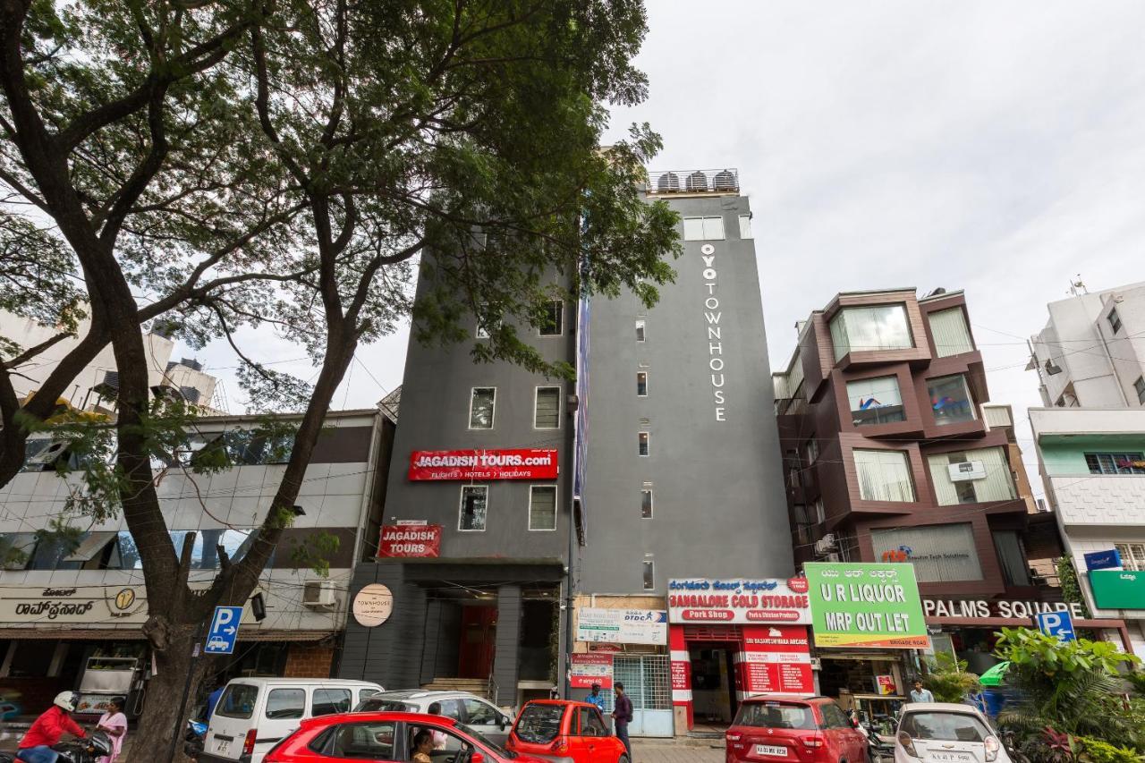 Hotel Oyo 316 Brigade Royale