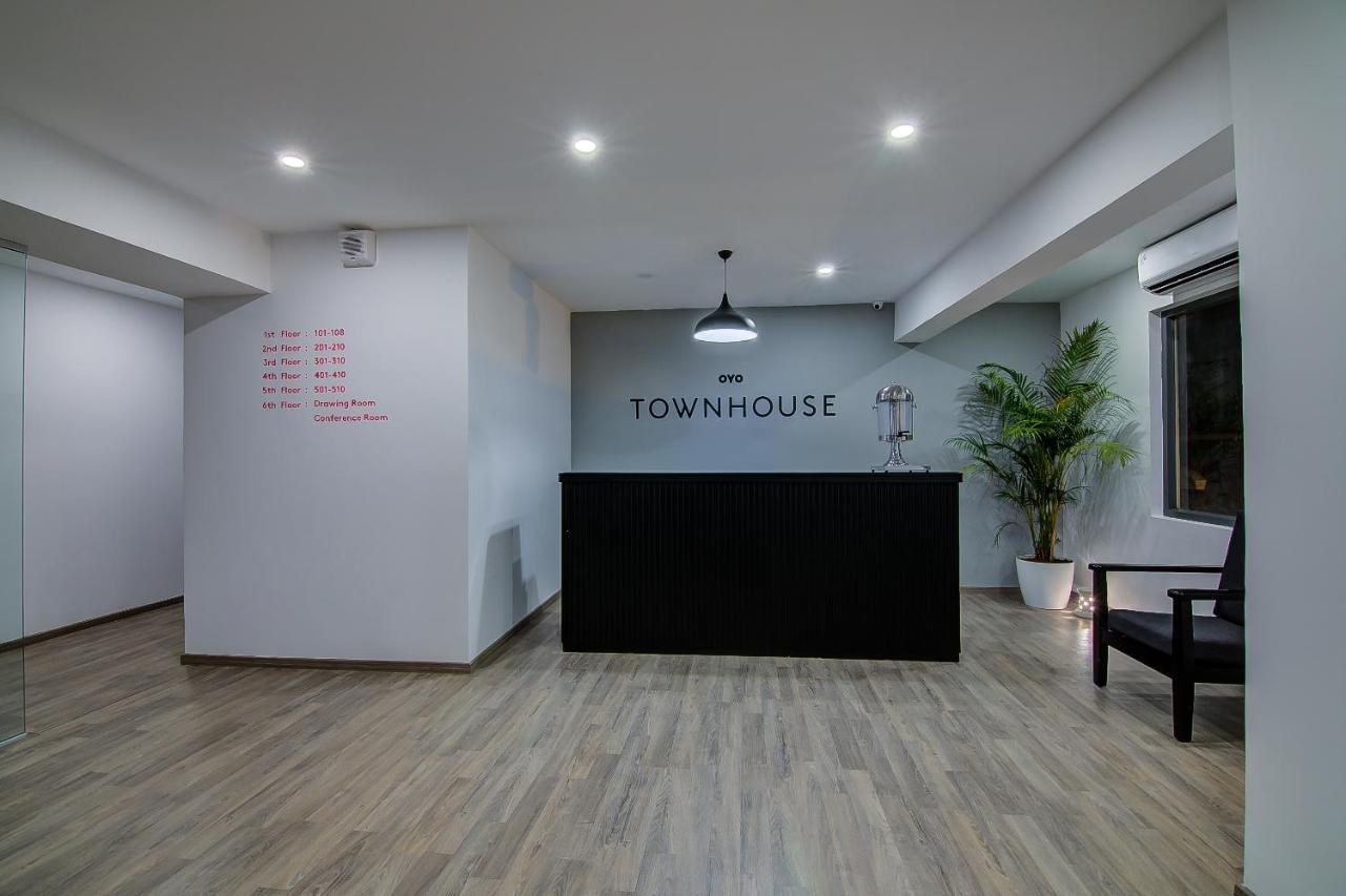 Oyo Townhouse 035 Indiranagar 3*