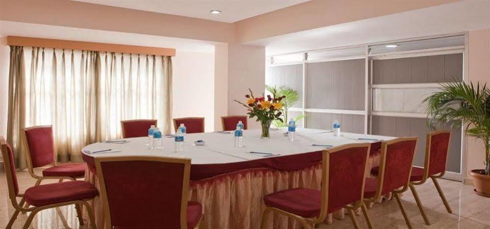 Hotel Trinity Isle Bangalore