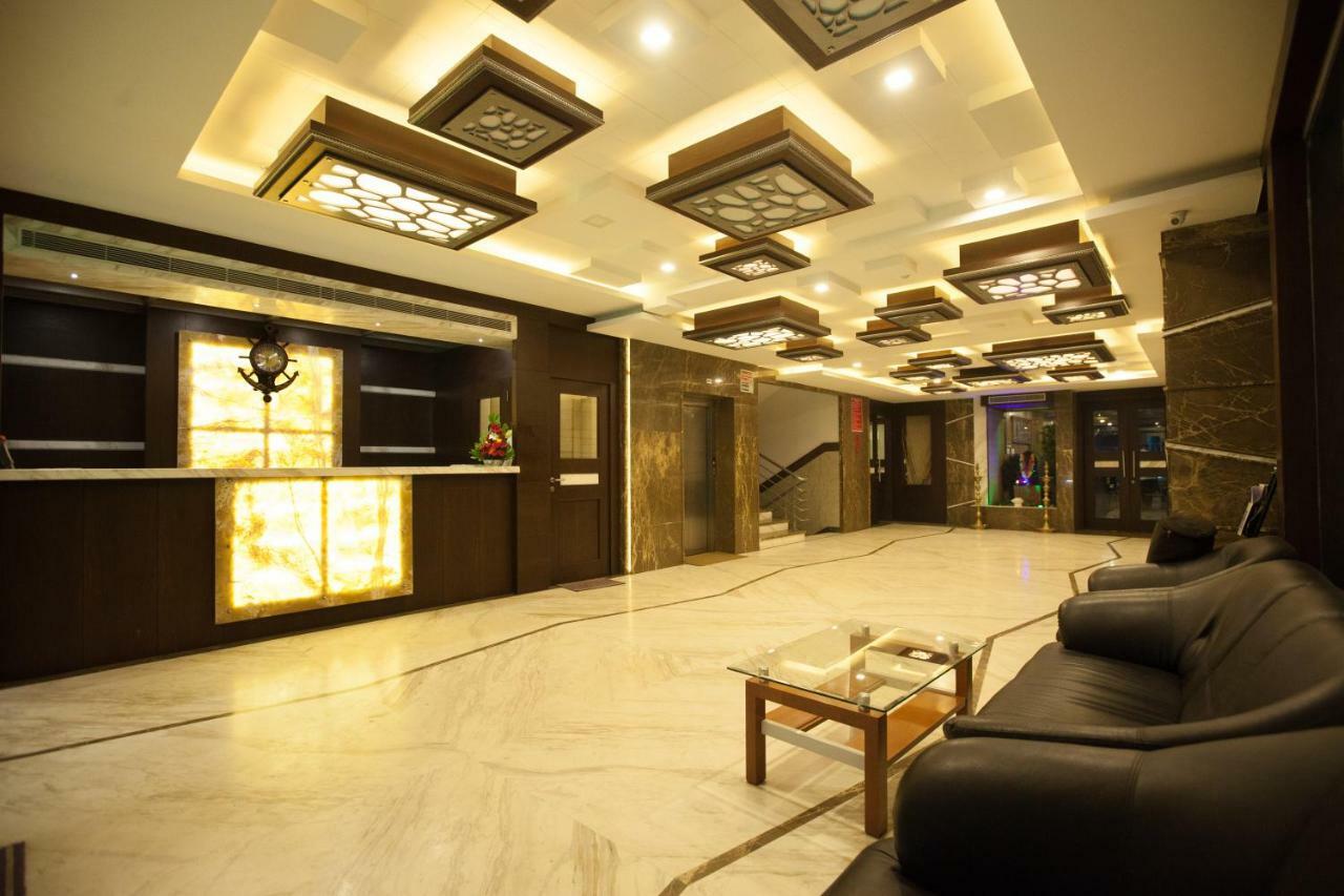 Silverstar Hotel *