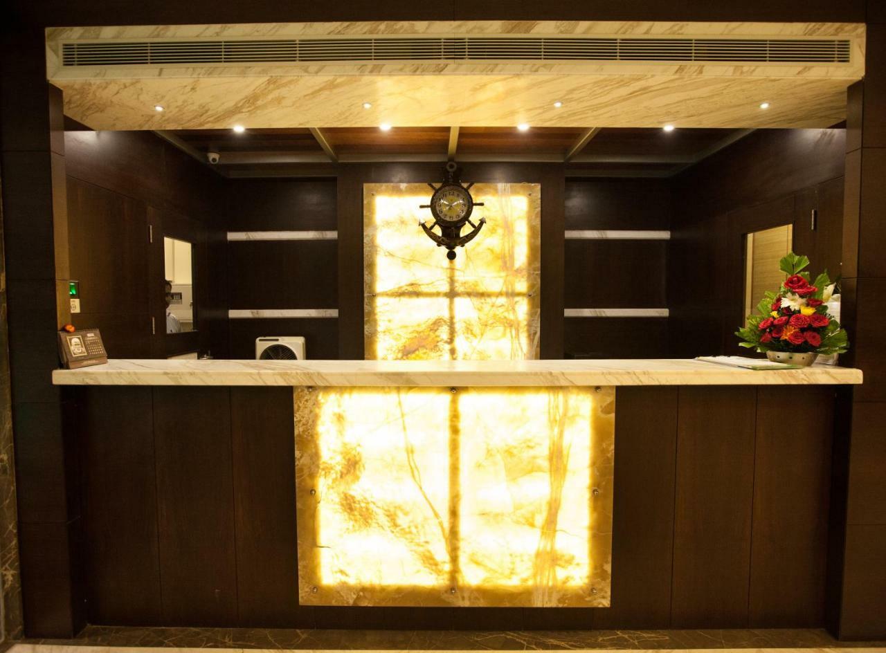 Silverstar Hotel Bangalore