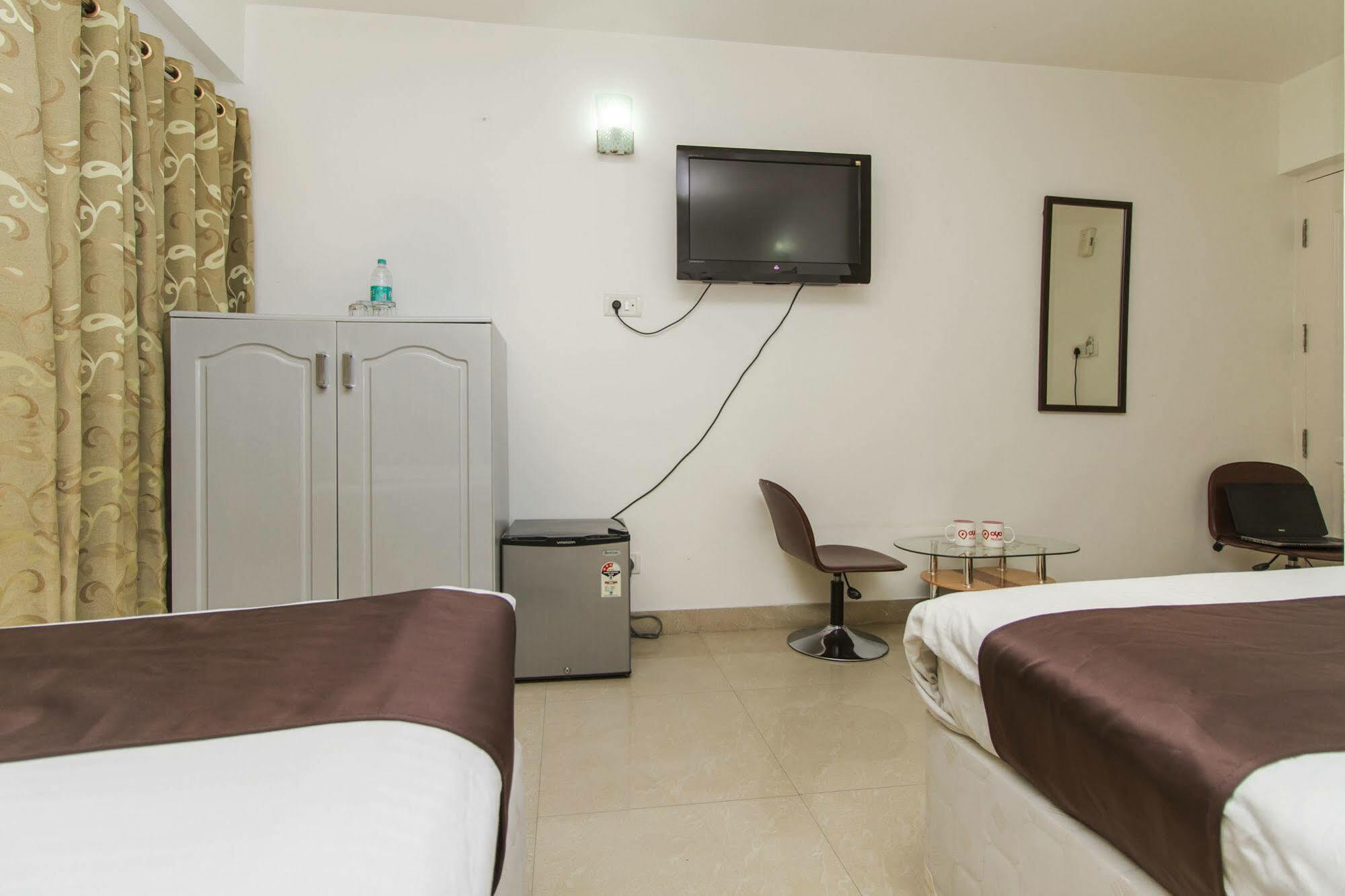Hotel Fiesta Grand Bangalore