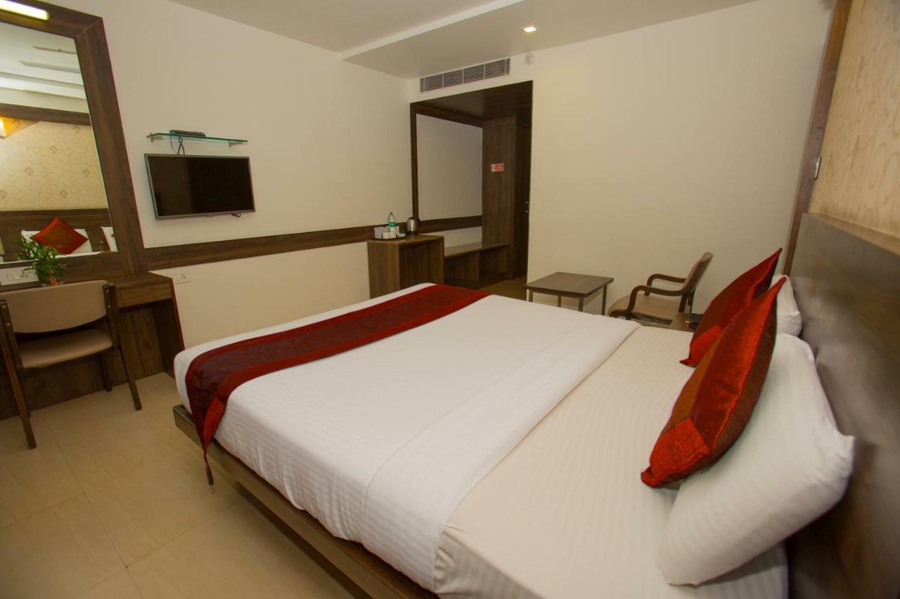 Silverstar Hotel *