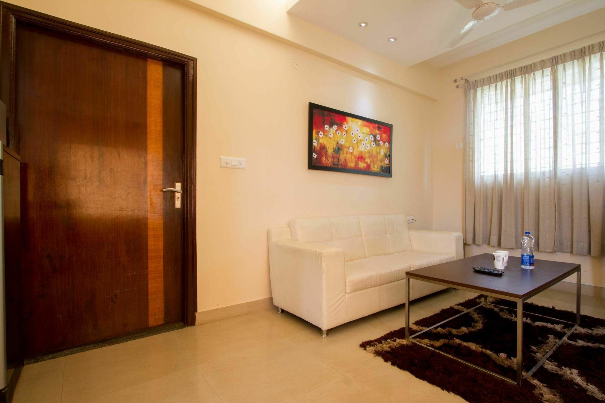 Fabhotel Astra - Electronic 3*