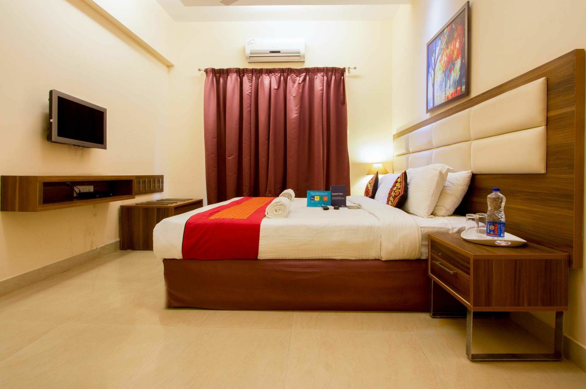 Fabhotel Astra - Electronic 3*