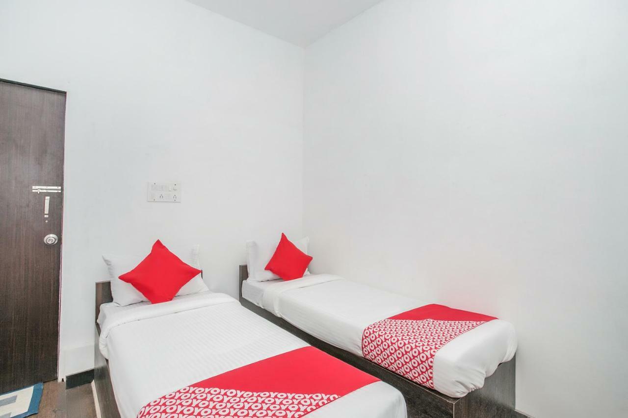 Oyo 13934 Shri Krishna Hometel Hotel 3*