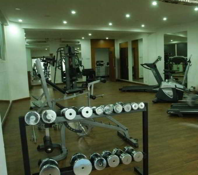 Shravanthi Sarovar Portico Hotel 4*