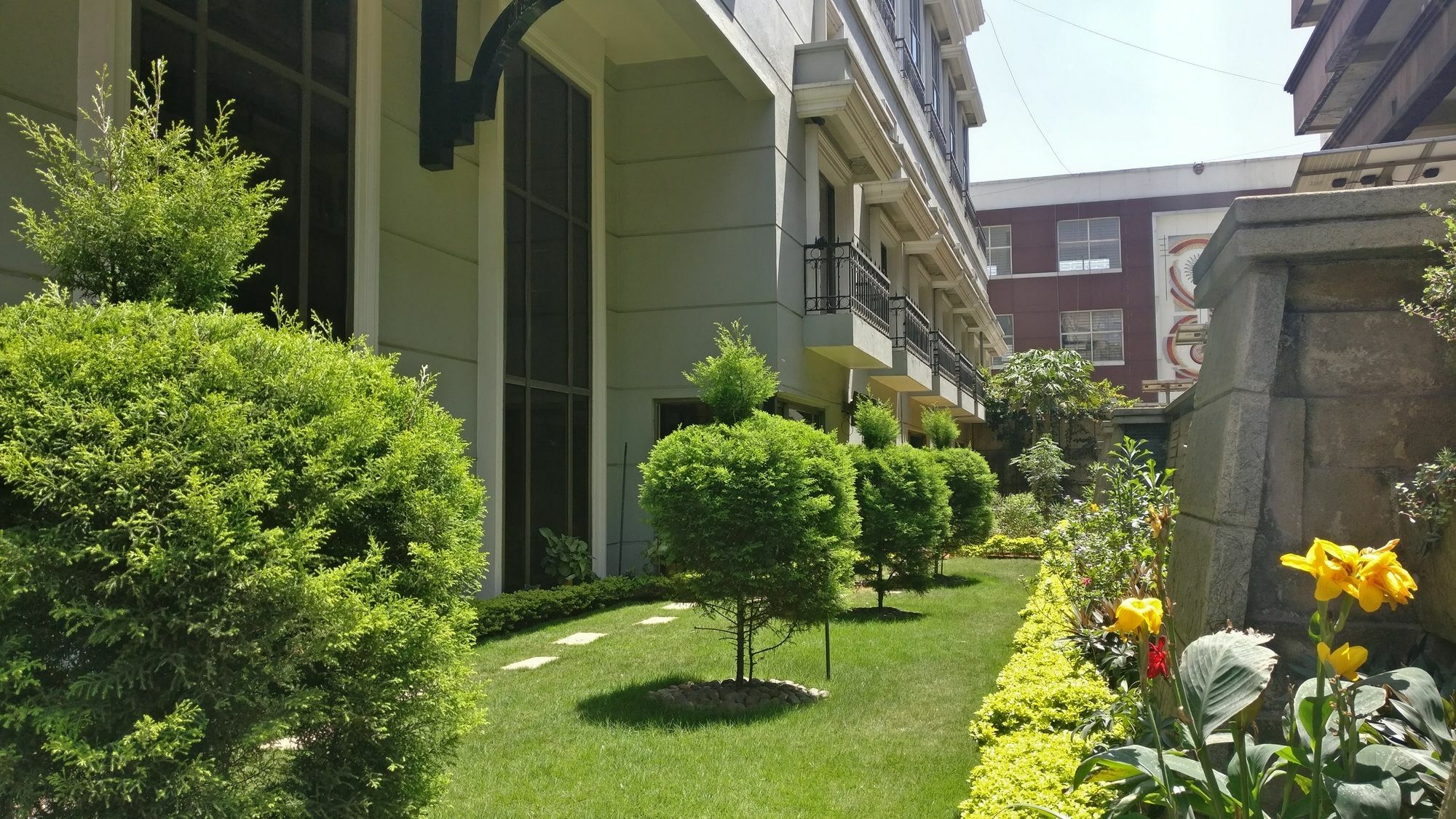 The Rialto Hotel Bangalore