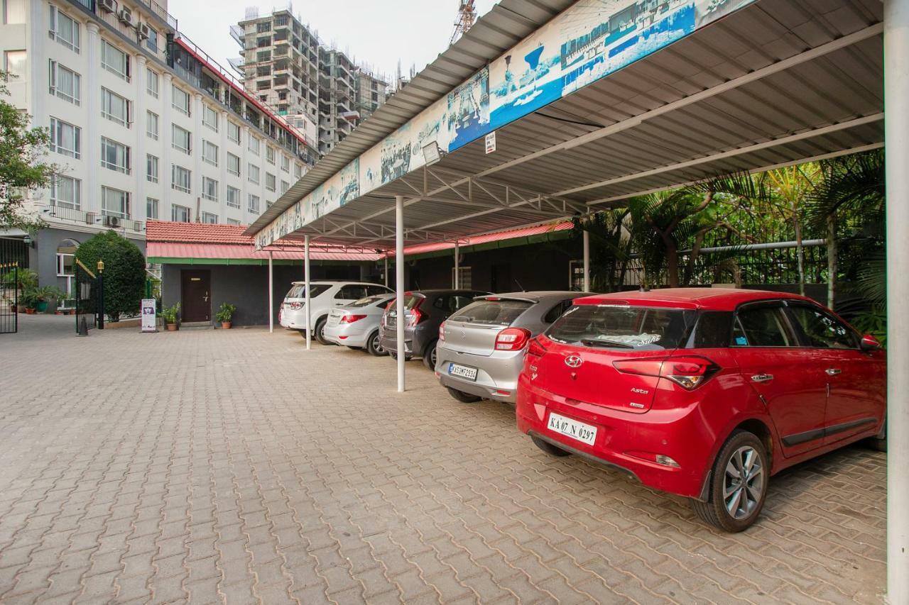 Hotel Kr & Convention Centre 3*
