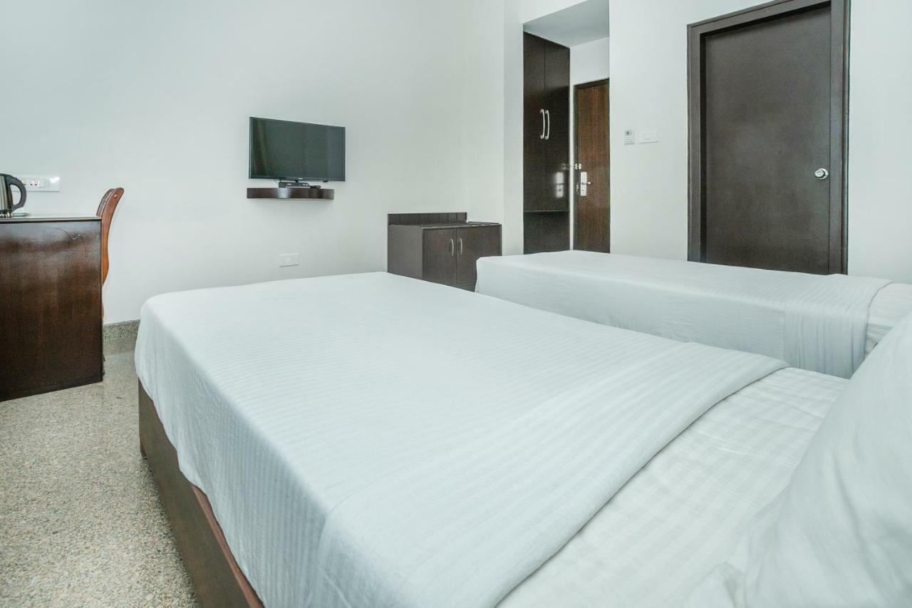 Hotel Kr & Convention Centre Bangalore