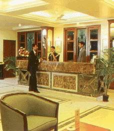 Hotel Fabhotel Royale Basant Residency - Gandhinagar 3*
