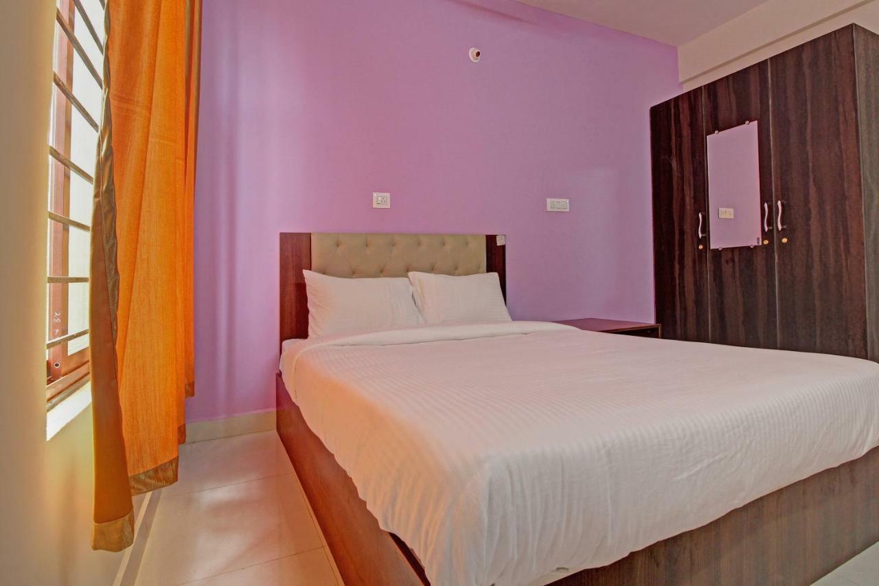 Spot On 29575 Hotel Surya International Spot Hotel 3*