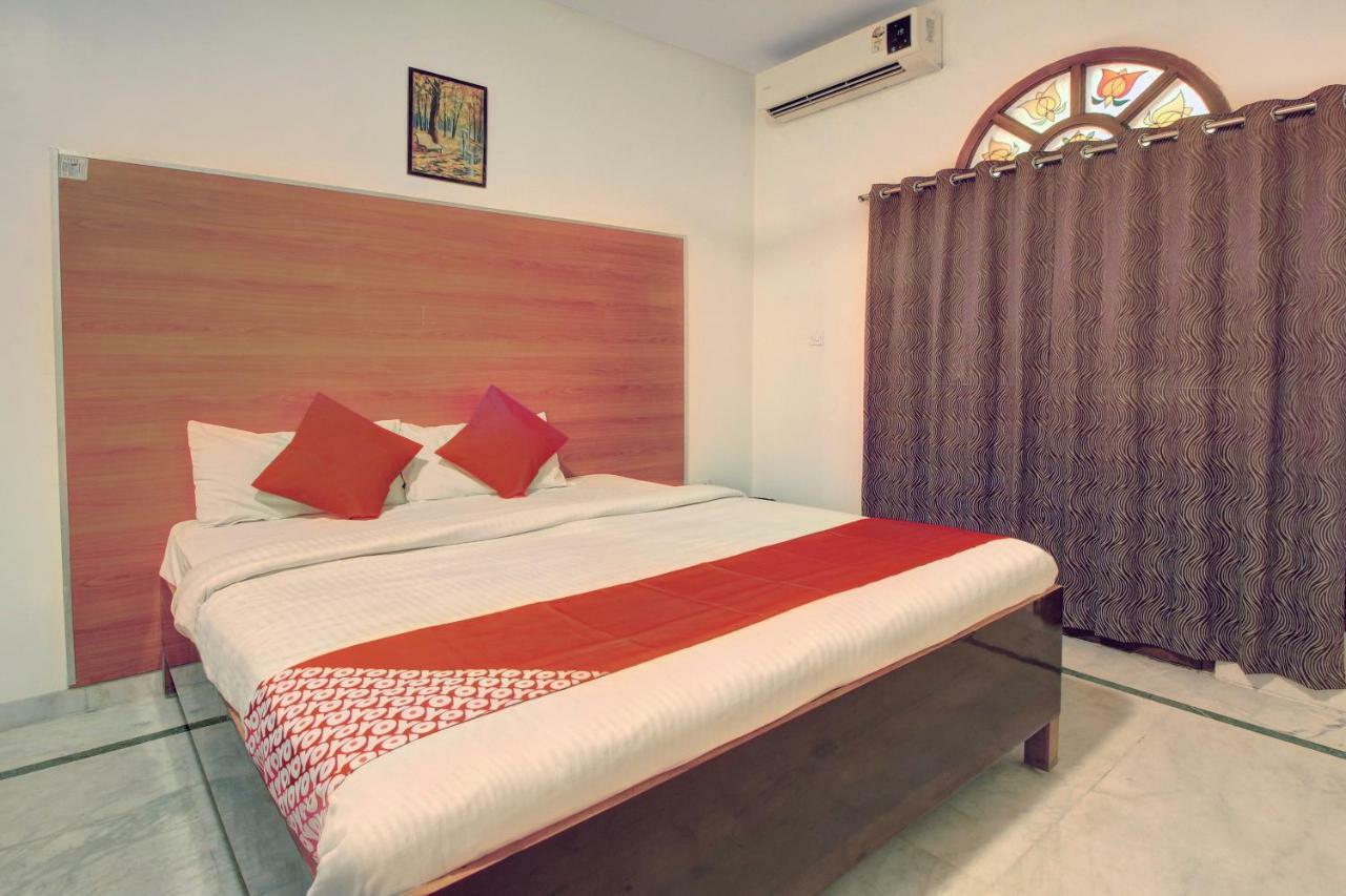 Hotel Oyo 37916 Paradise Business Bangalore