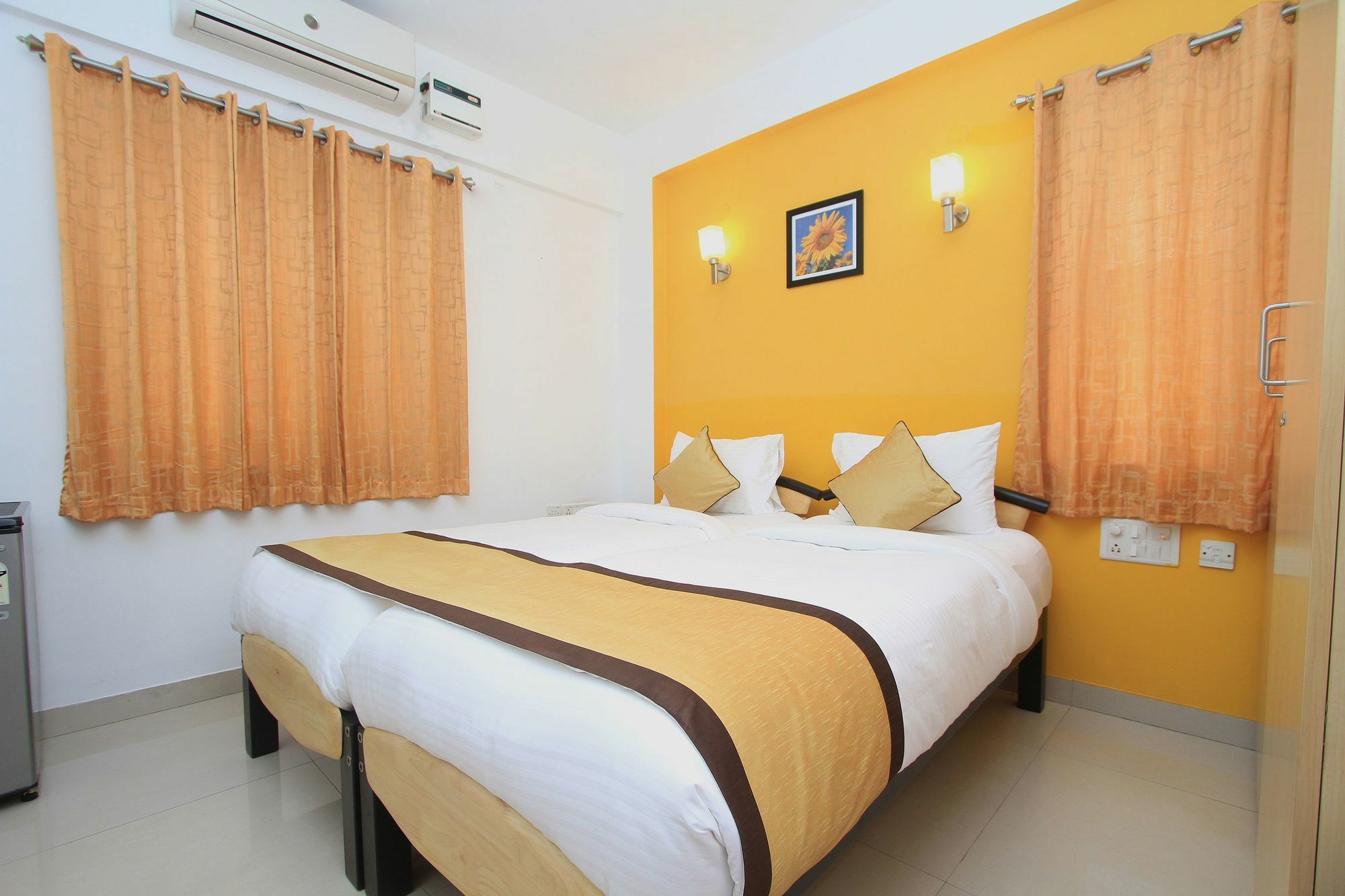 Oyo 9768 Gokul Harmony Hotel Bangalore