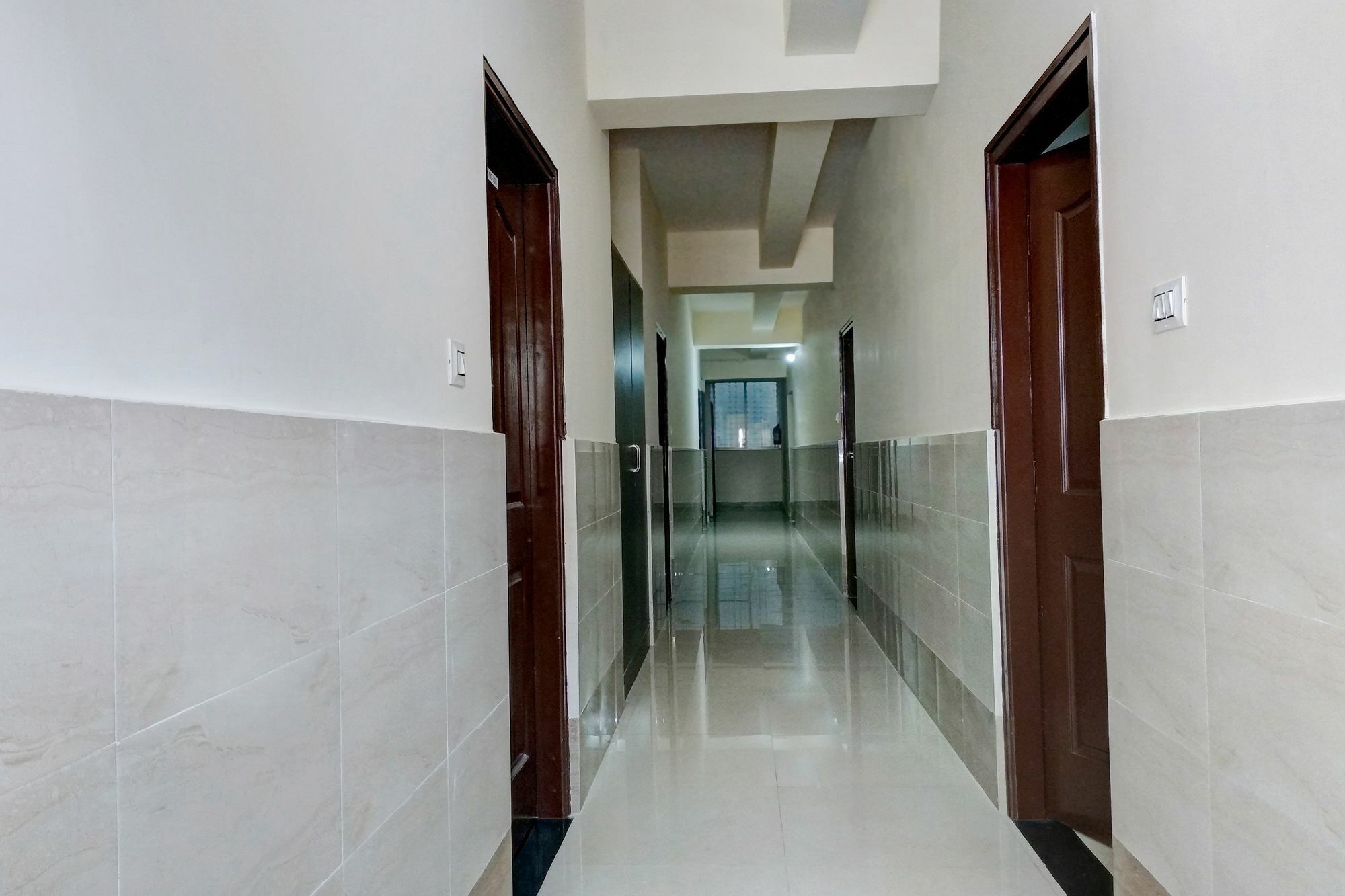 Oyo 10843 Rmv Savera Hotel Bangalore