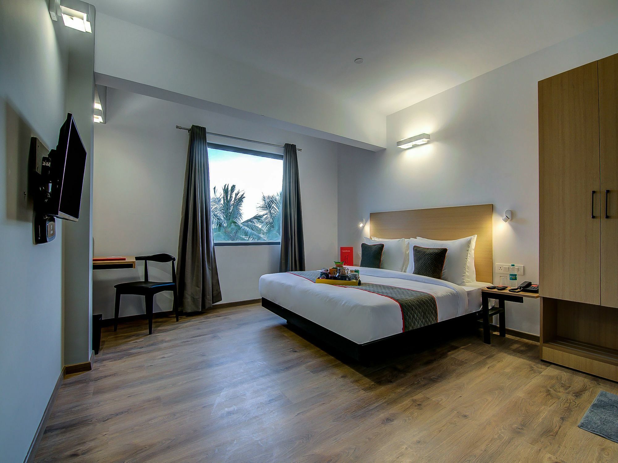 Oyo Townhouse 035 Indiranagar Hotel 3*