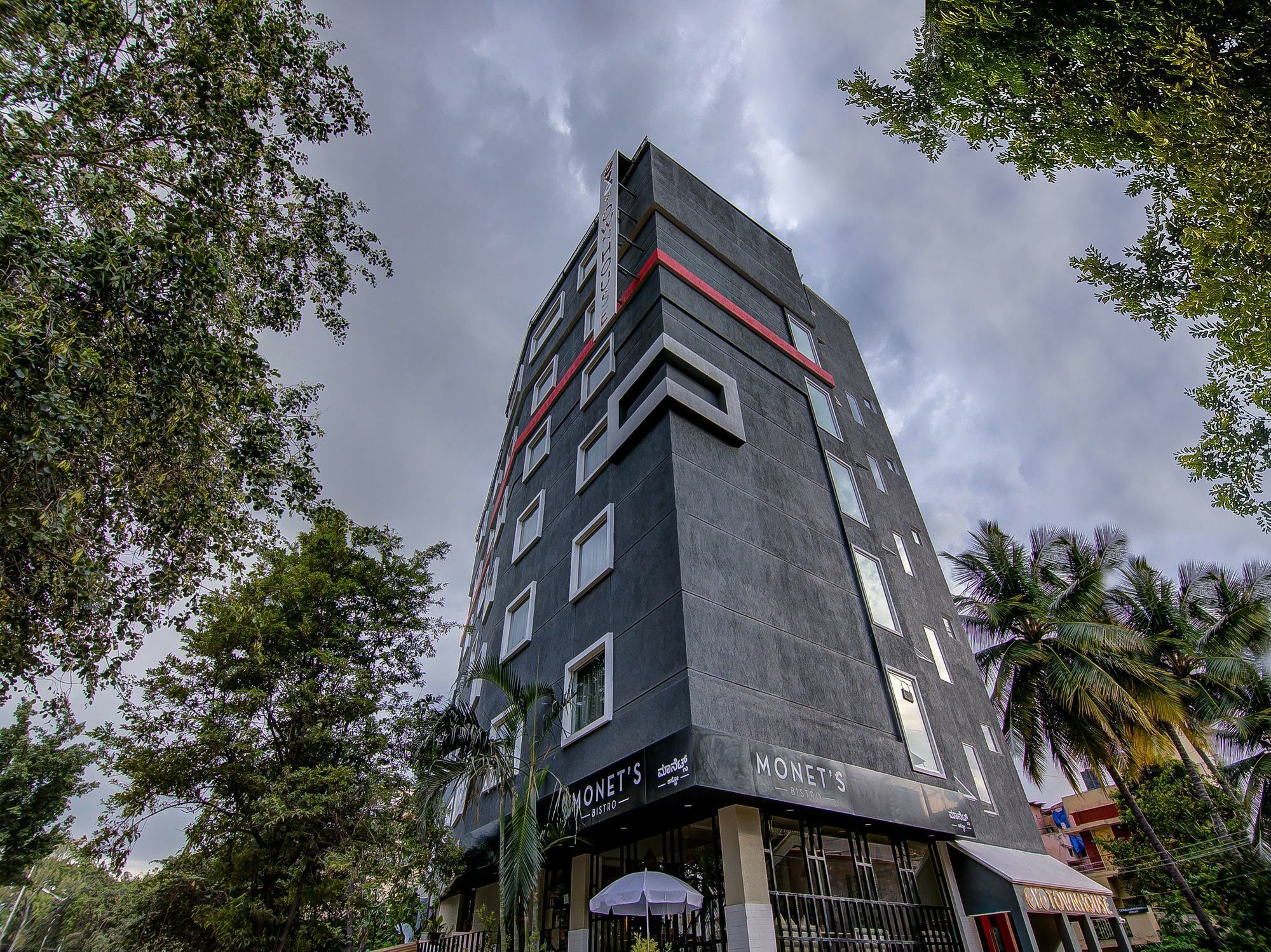 Hotel Oyo Townhouse 035 Indiranagar