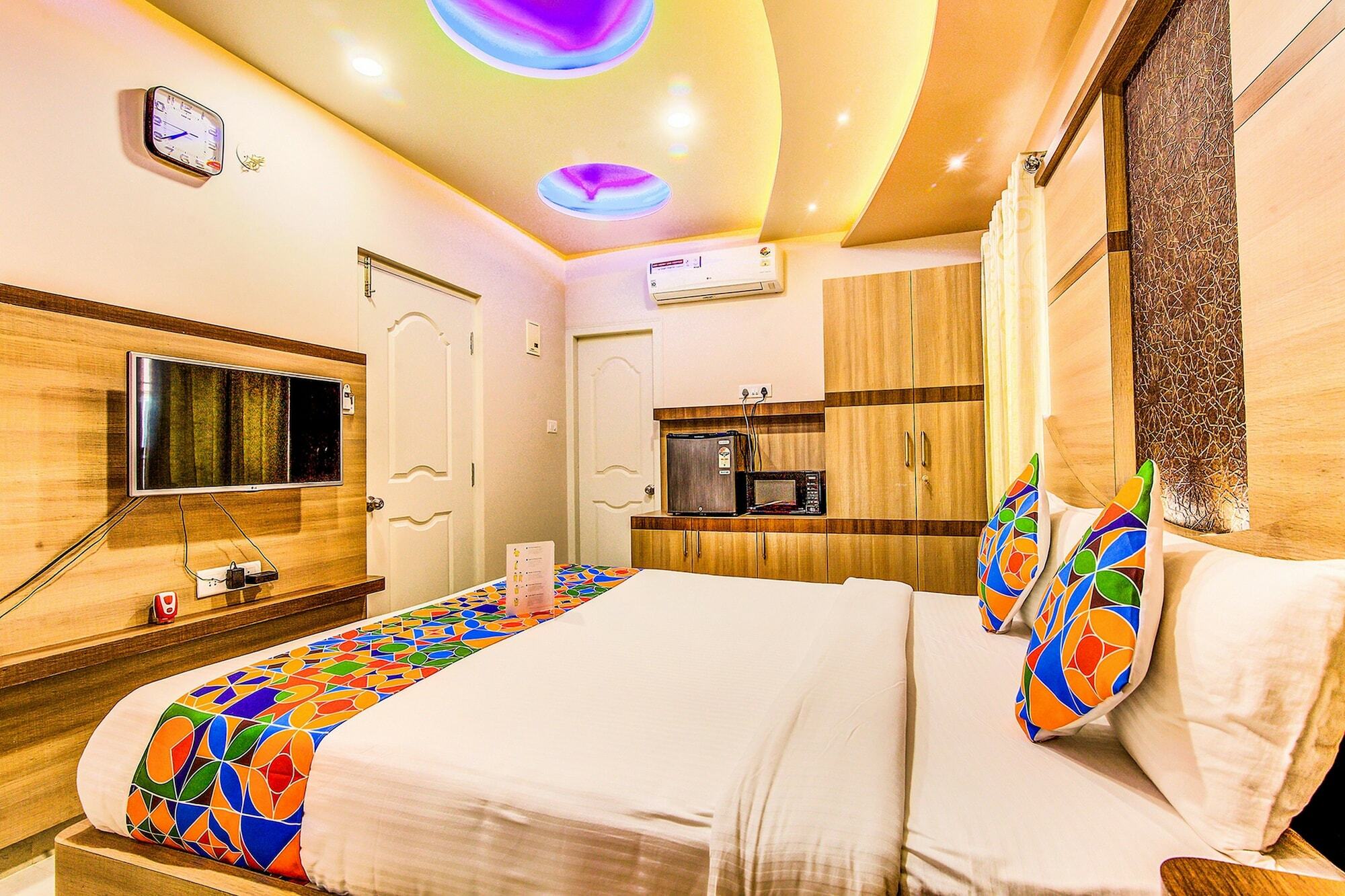 Hotel Fabhotel Emara Boutique 3*