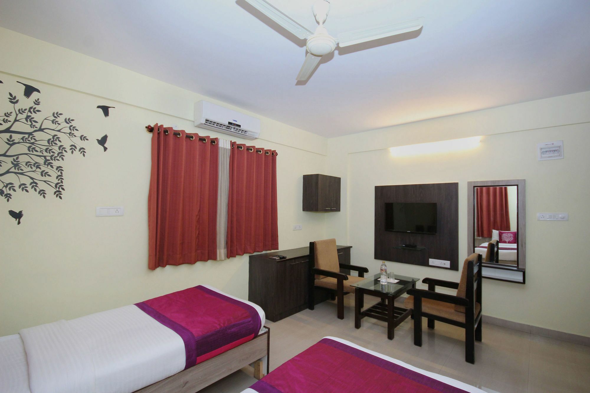 Oyo 3099 Cherry Comforts Hotel