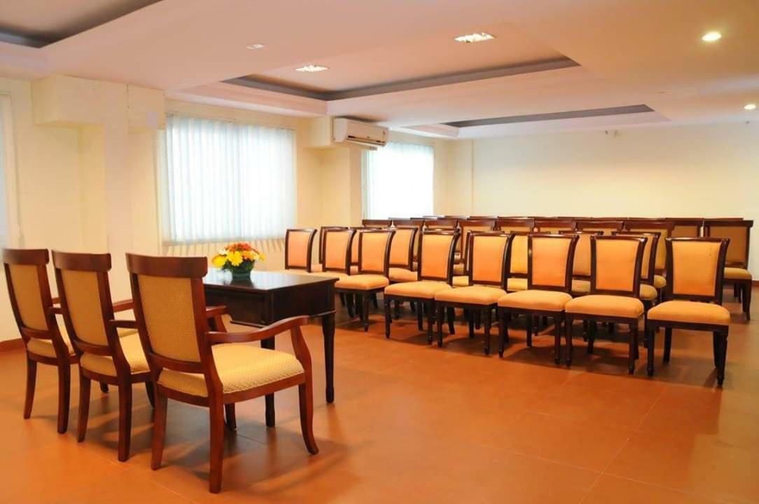 Sea Pearl Aparthotel Bangalore