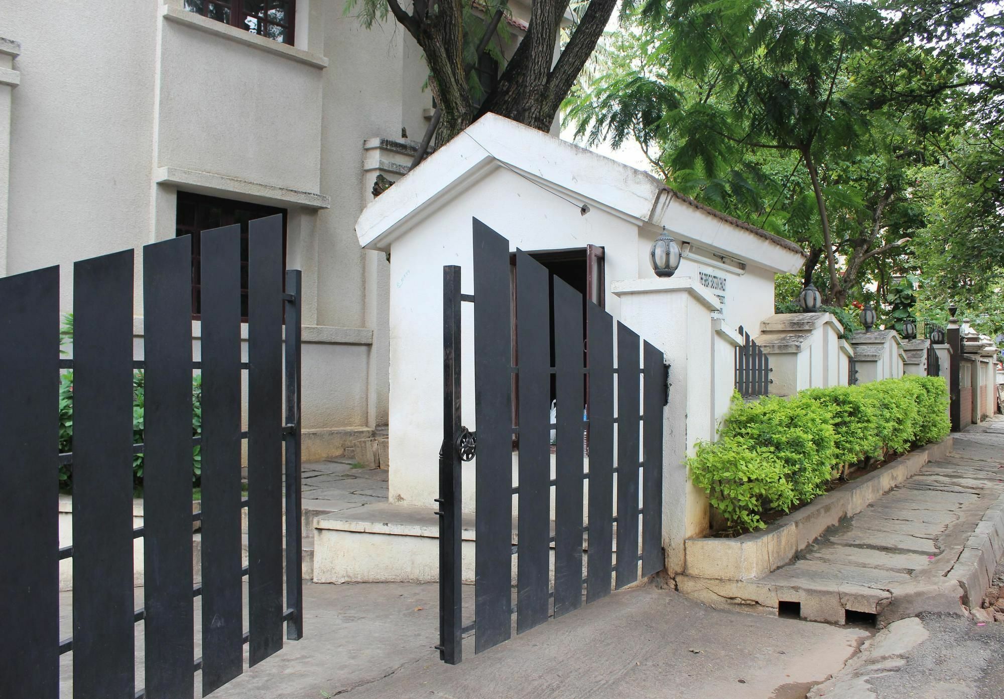 Hotel Oyo Richmond Road
