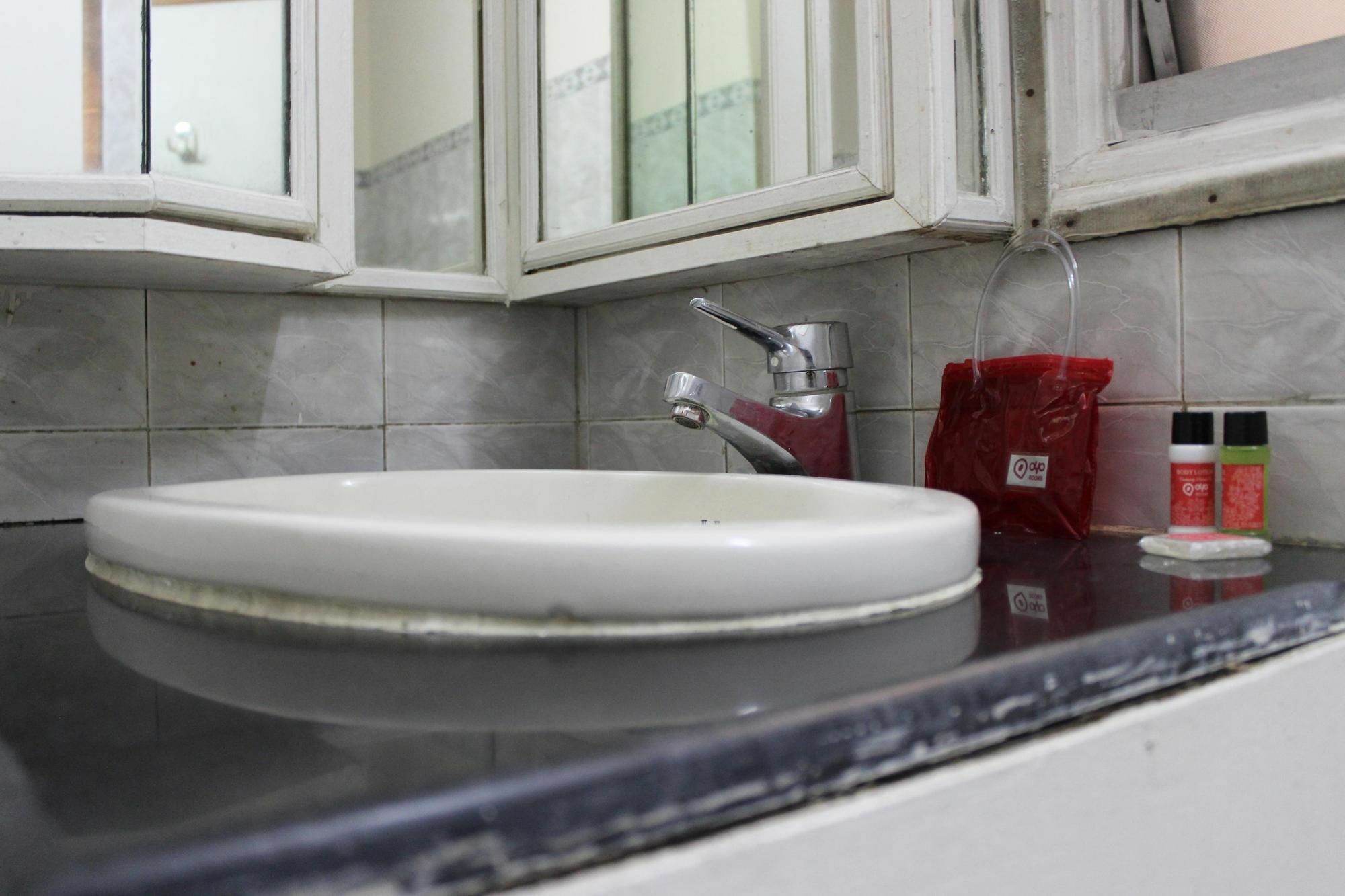 Hotel Oyo Richmond Road 3*