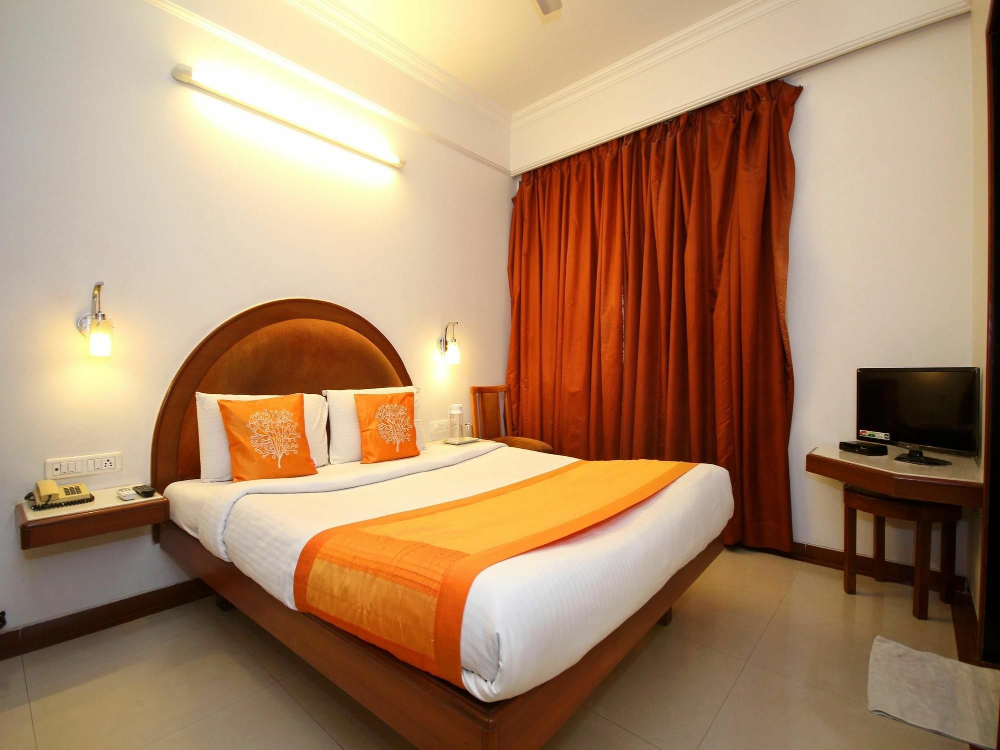 Hotel Super O Thimmaiah Rd Rajajinagar 4*