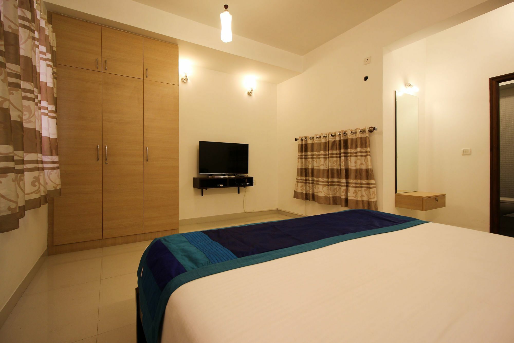 Oyo 7640 Ts2 Hotel Bangalore