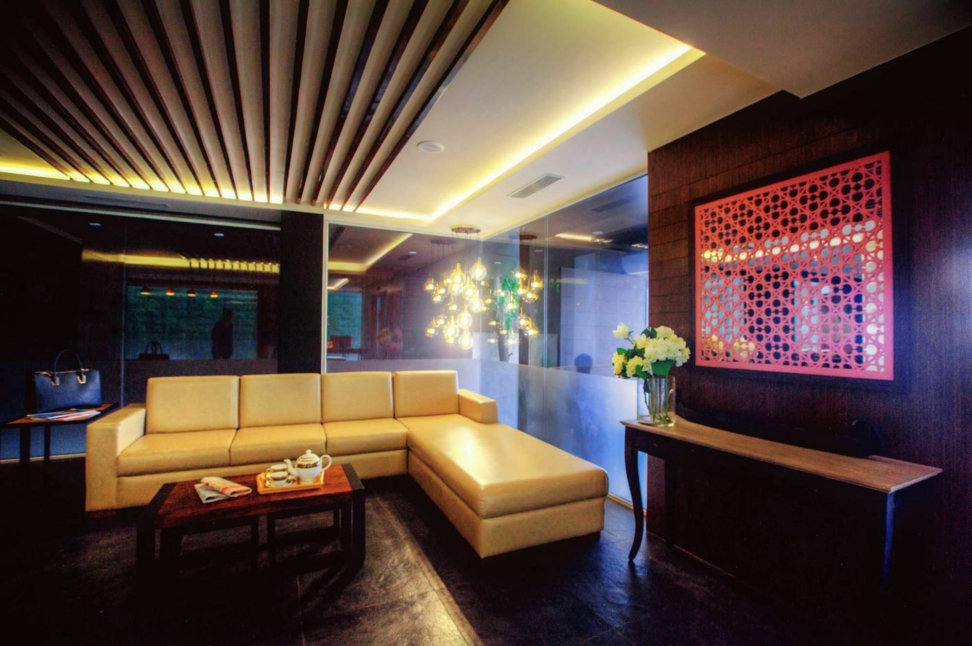 Minla Hotel