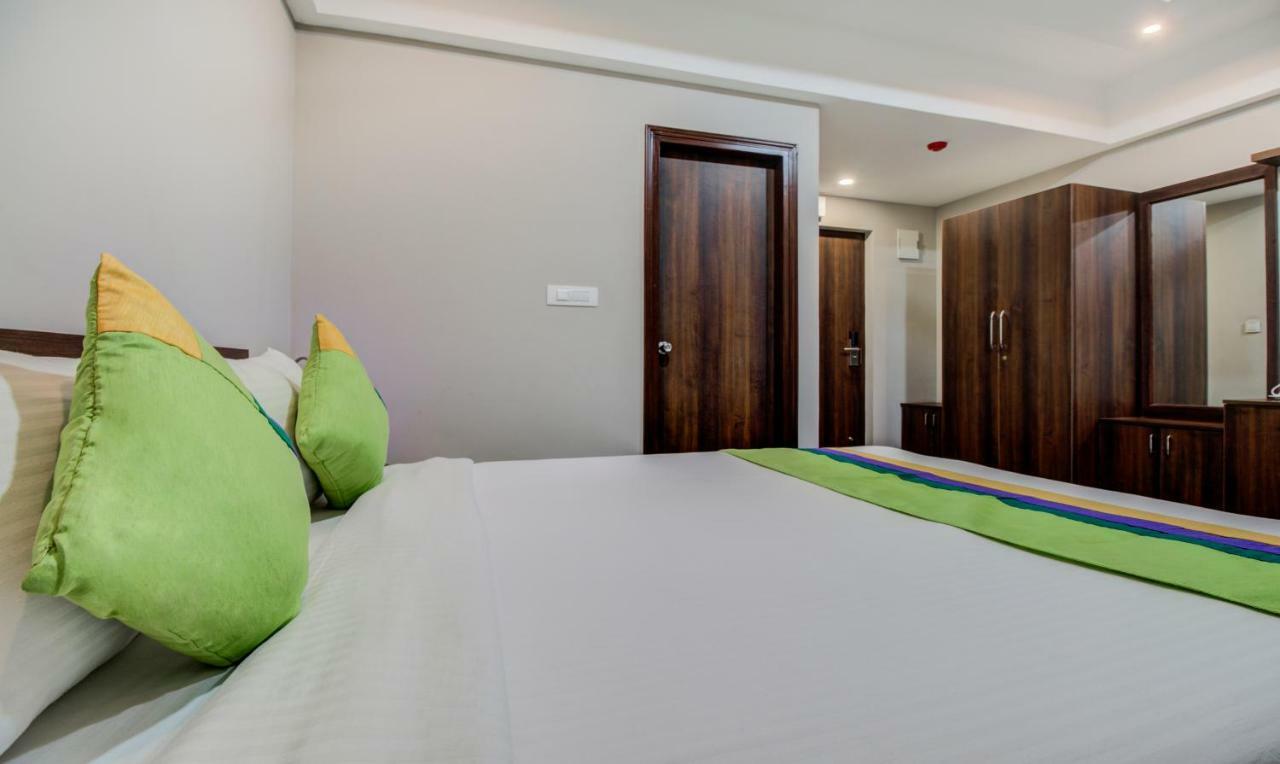 Hotel Treebo Trend Abion Itpl Main Road 3*