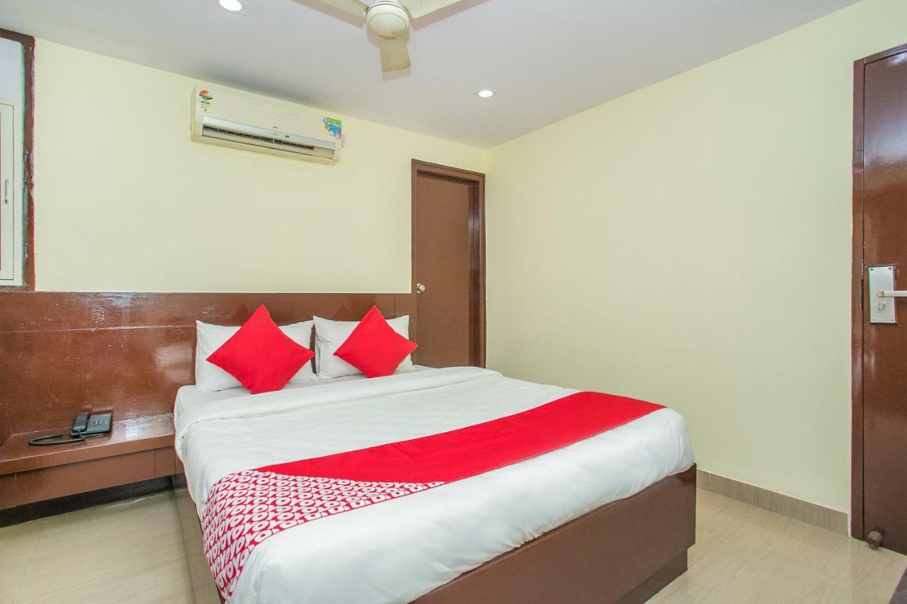 Oyo 16411 Sai Comforts Hotel