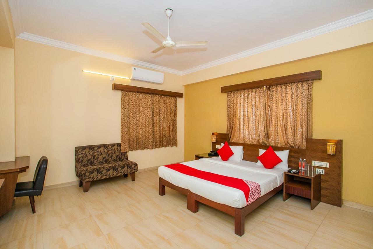 Oyo Flagship 15777 Janpath F St Bangalore