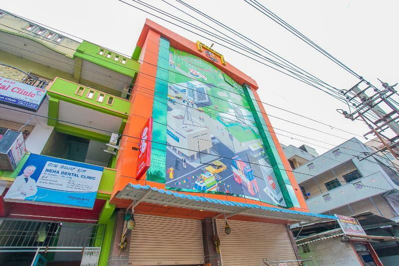 Hotel O Sri Hari Premium Comforts Near Sandhya Digital K Theatre 4*