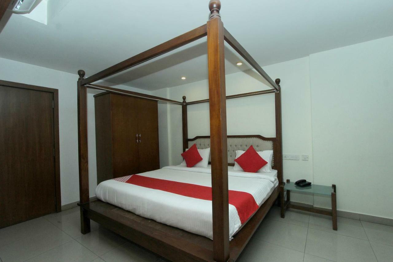 Oyo 3837 Confido 3*