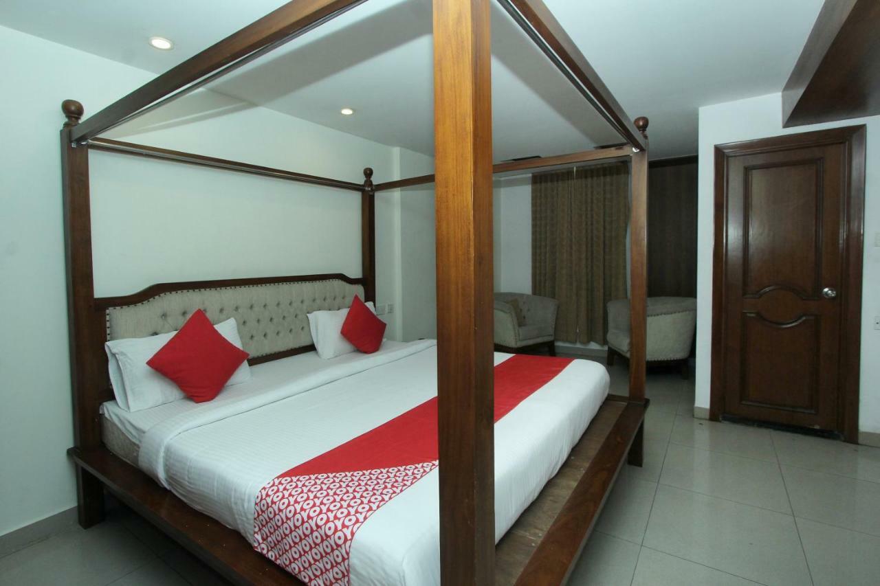 Hotel Oyo 3837 Confido