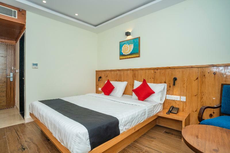 Super Townhouse Hsr Formerly La Prosperite 3*