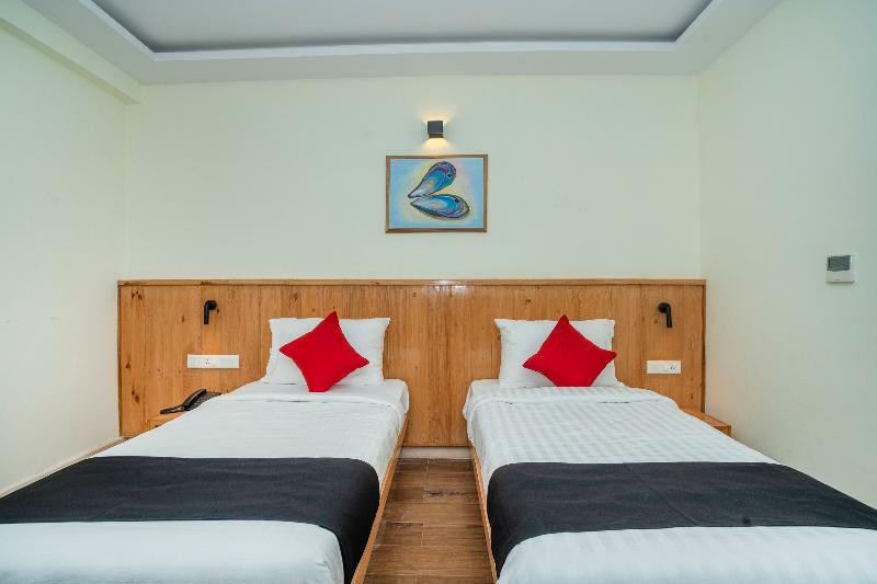 Super Townhouse Hsr Formerly La Prosperite Hotel 3*