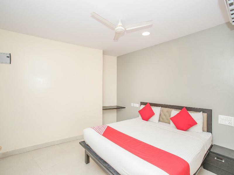 Hotel Oyo 17208 French International