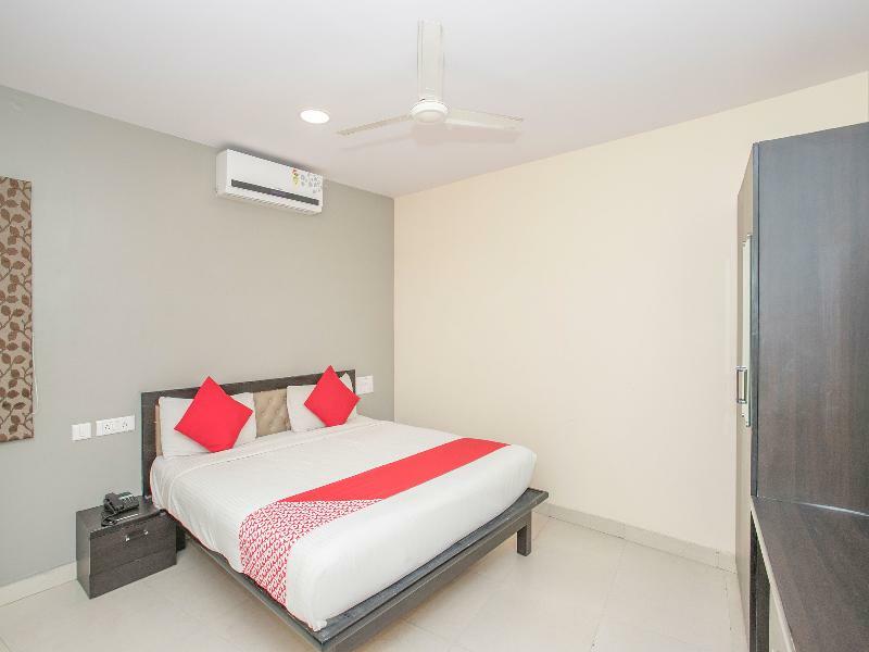 Hotel Oyo 17208 French International 2*
