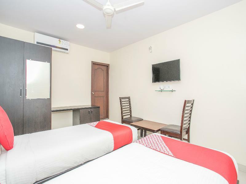 Oyo 17208 French International Hotel 2*