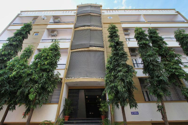 Hotel Oyo 10258 Hibiscus Hebbal 3*