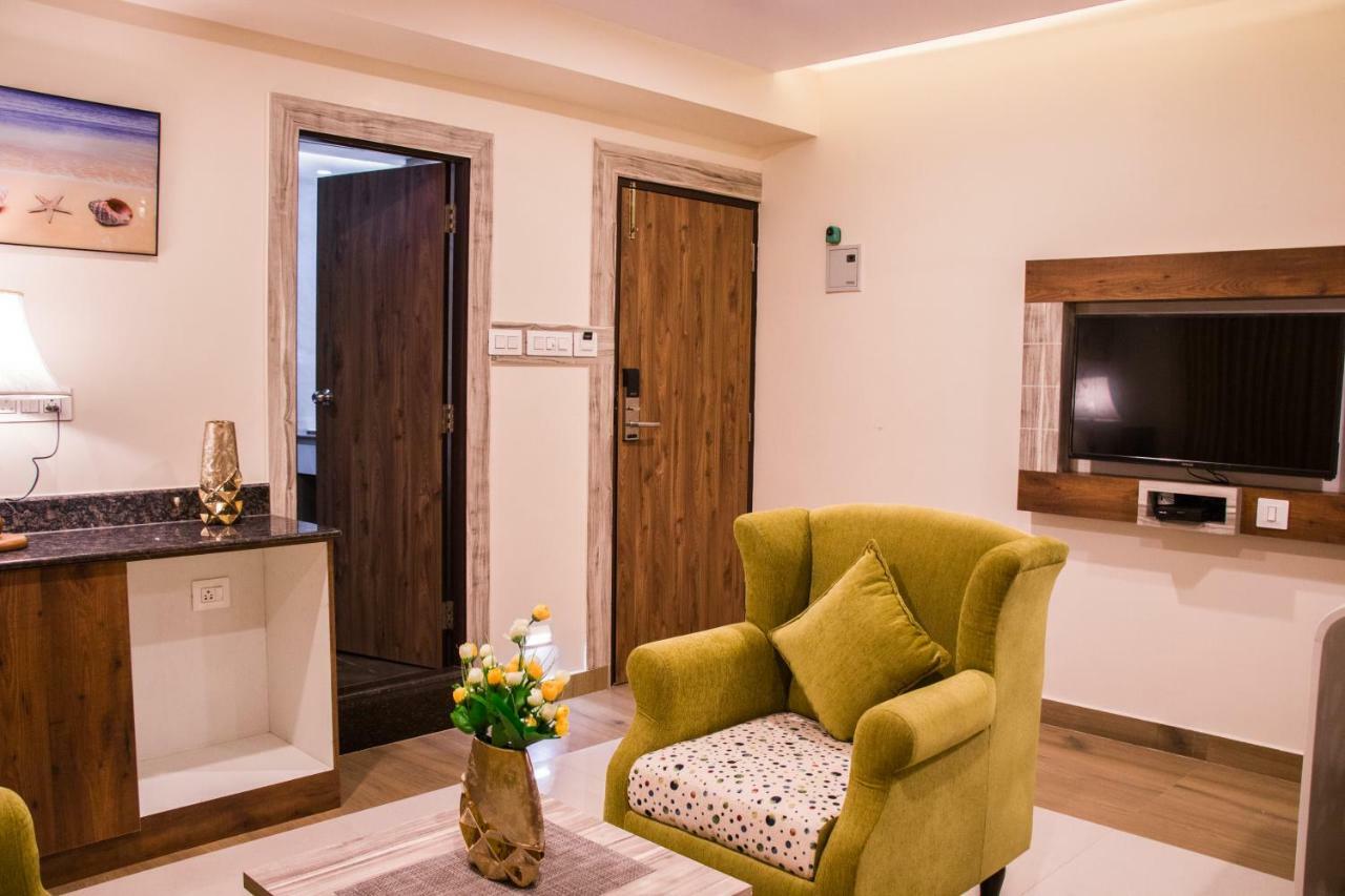 Hotel Monarch International Bangalore