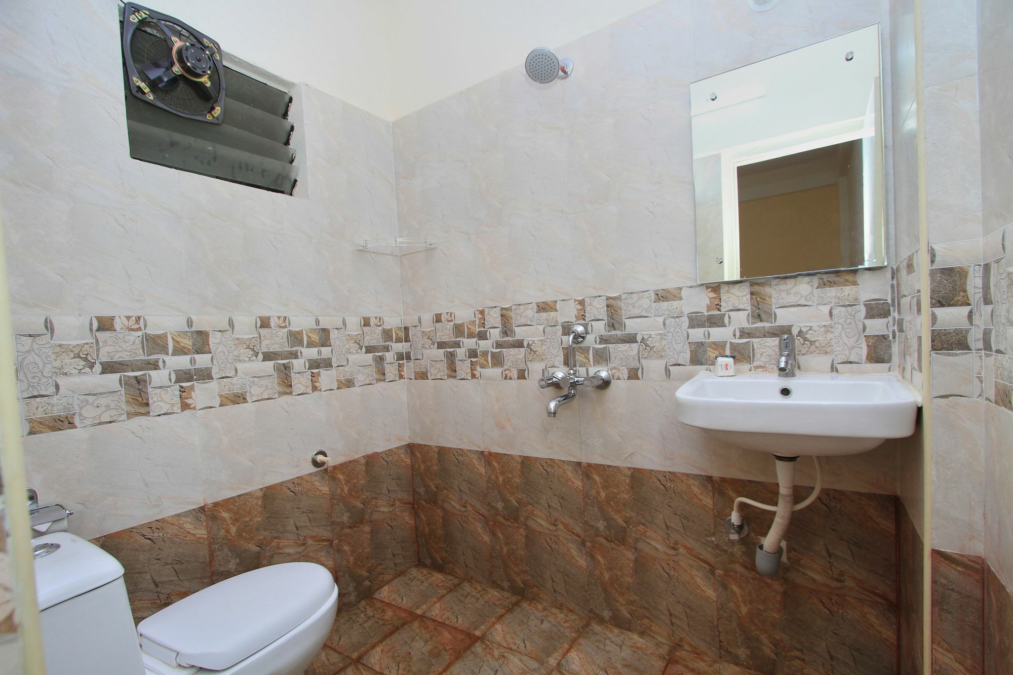 Hotel Oyo 10258 Hibiscus Hebbal