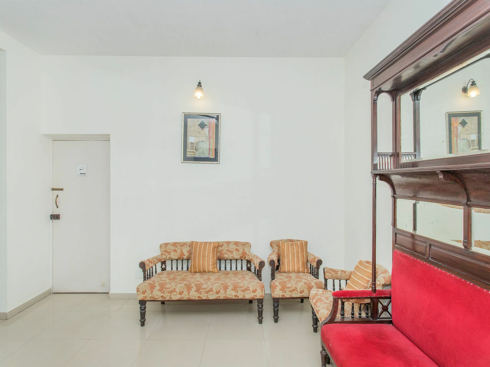 Oyo 761 Hermitage Hotel