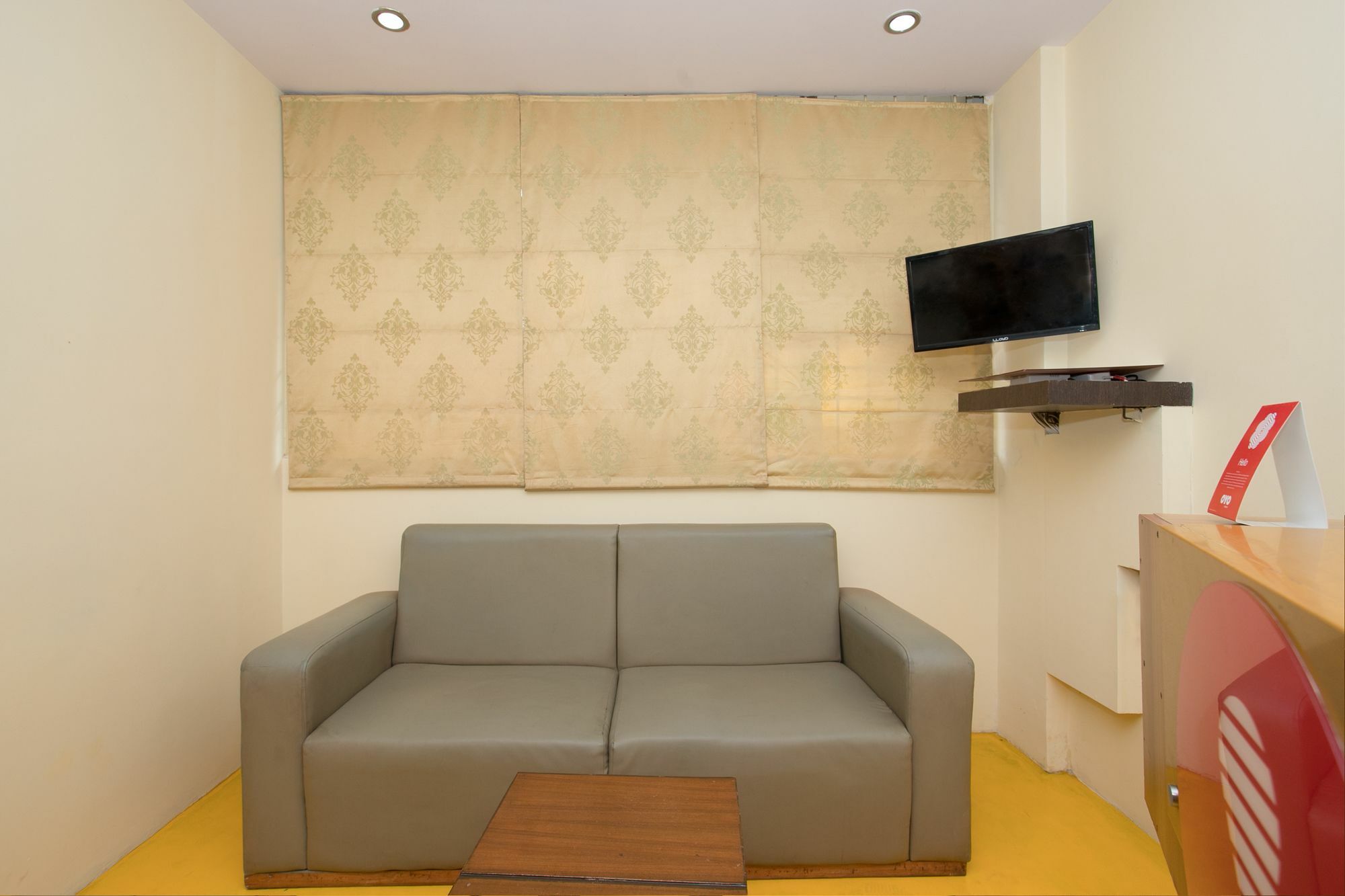 Oyo 10473 Basavanagudi Hotel 3*
