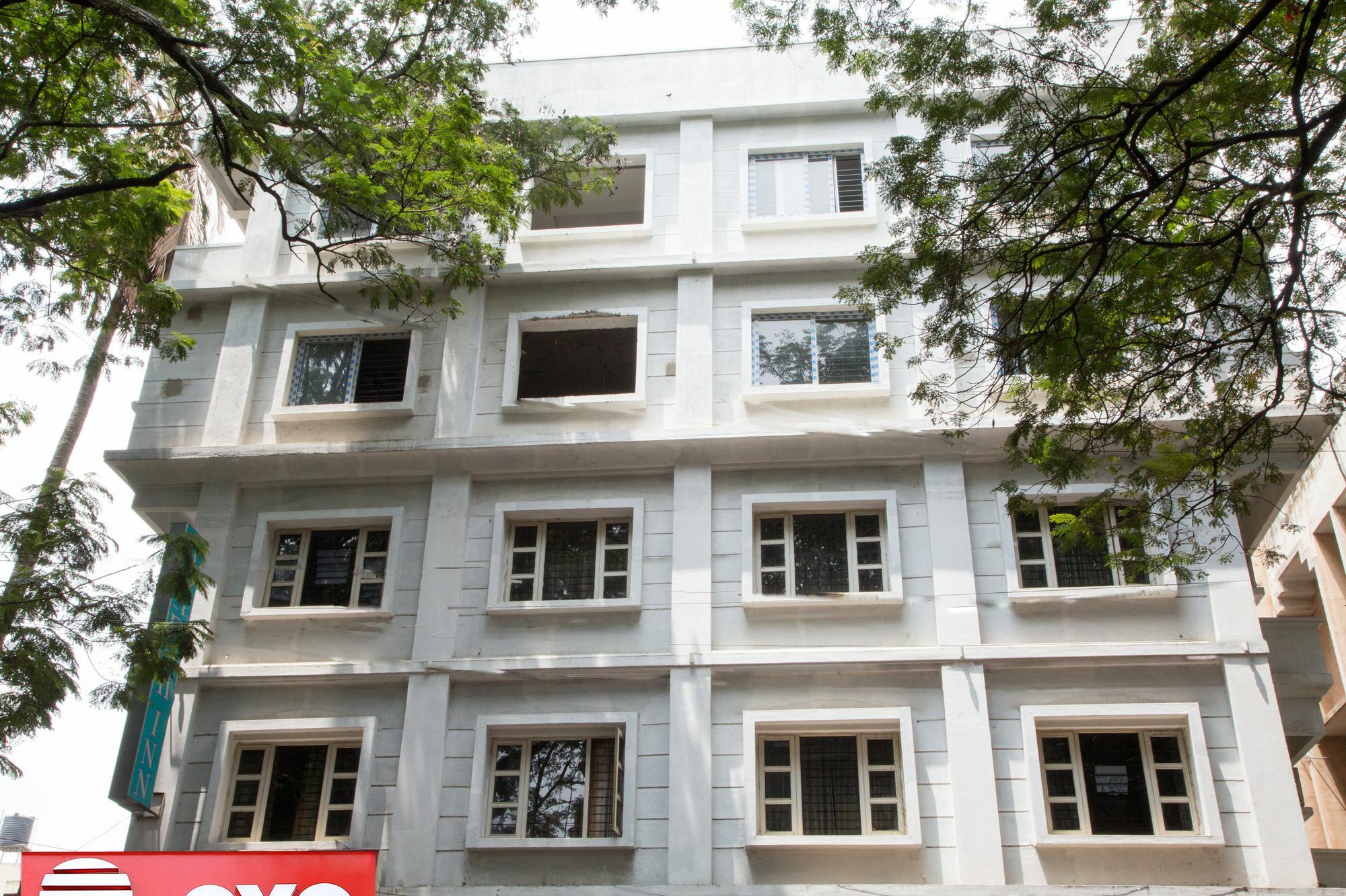 Oyo Majestic 2 3* Bangalore